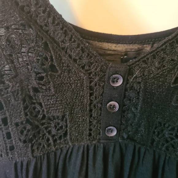 AMERICAN Eagle N Neck Black Camisole Top Size XS - Picture 4 of 8